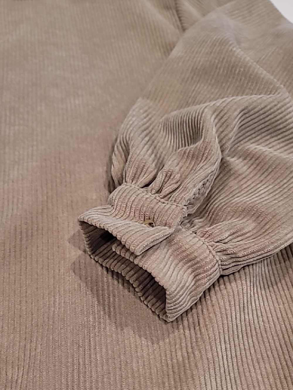 Nasty Gal Womens Corduroy Button-Up Shirt Beige 4 - Picture 5 of 11